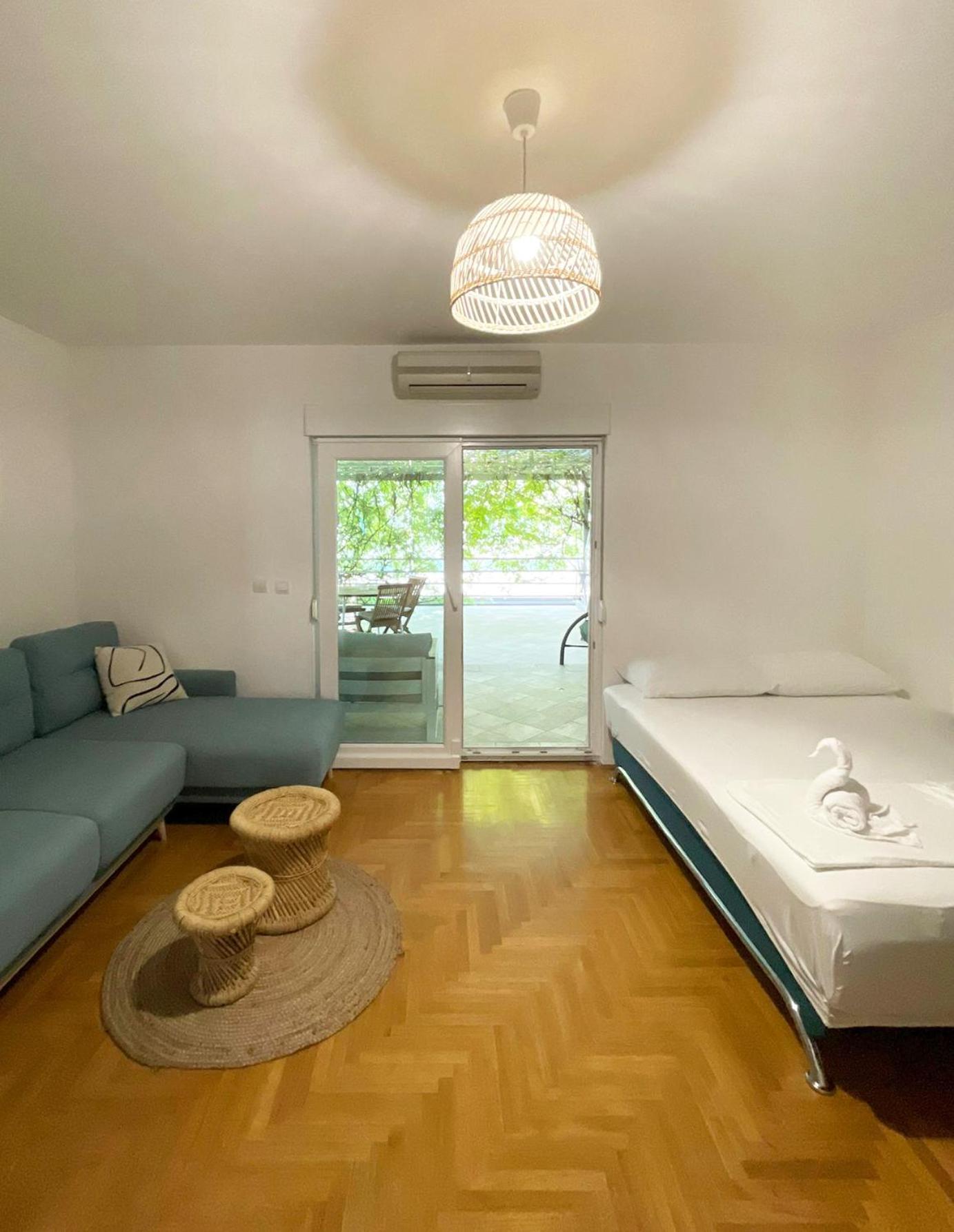Apartment Dalmatino Baška Voda Exterior foto